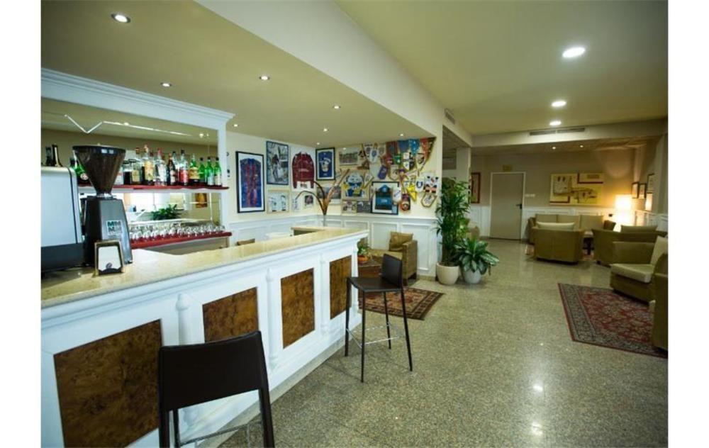 Hotel Vazzana ヴォルピャーノ エクステリア 写真